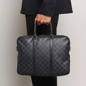 Louis Vuitton Porte-Documents Voyage PM Bag